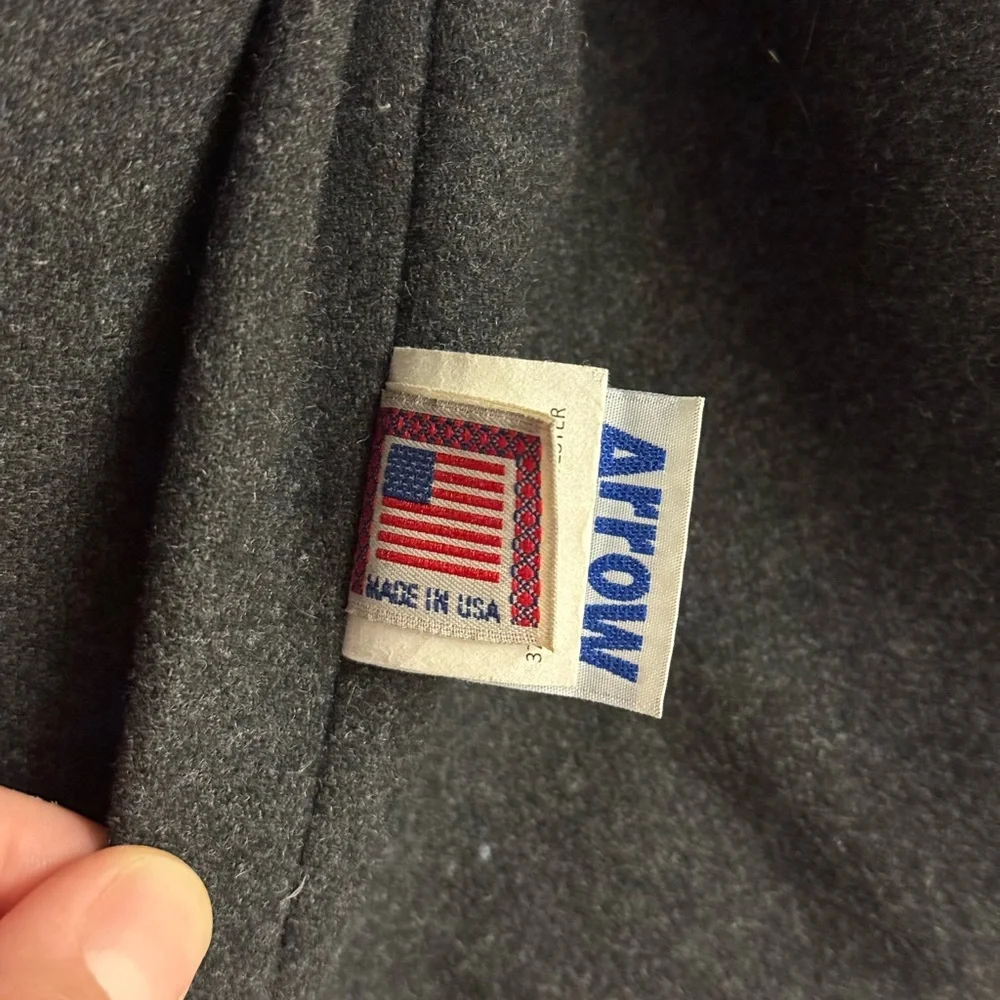 Taylor Stitch leather bomber jacket - Picture 4 of 13